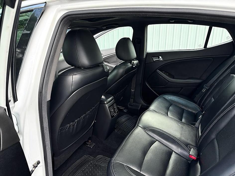 Kia Optima 4dr Sdn SX w/Limited Pkg 2013