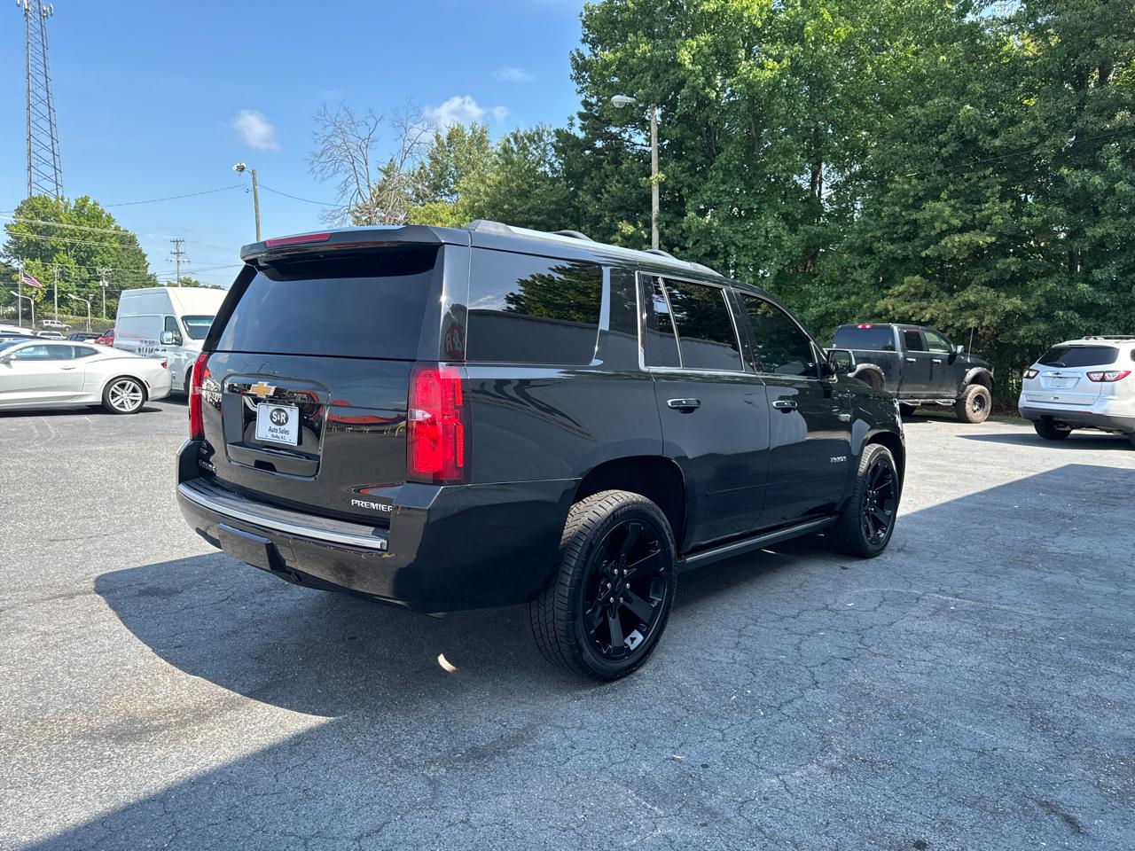 Chevrolet Tahoe 4WD 4dr Premier 2020