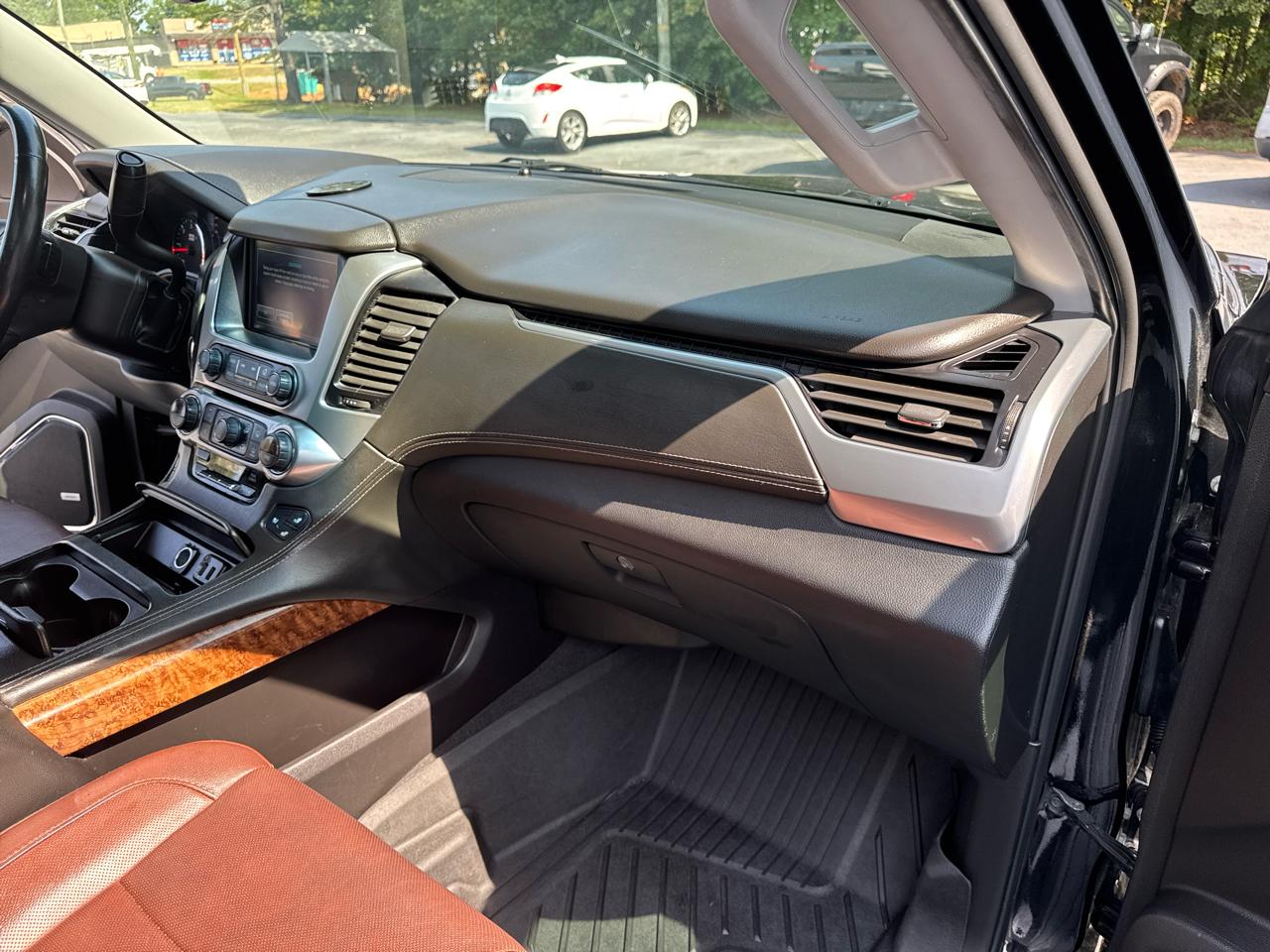 Chevrolet Tahoe 4WD 4dr Premier 2020