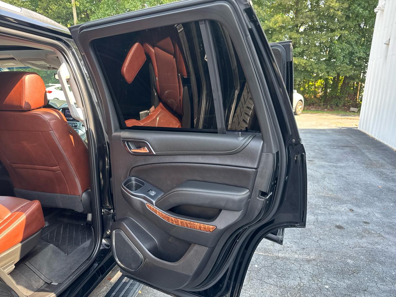 Chevrolet Tahoe 4WD 4dr Premier 2020