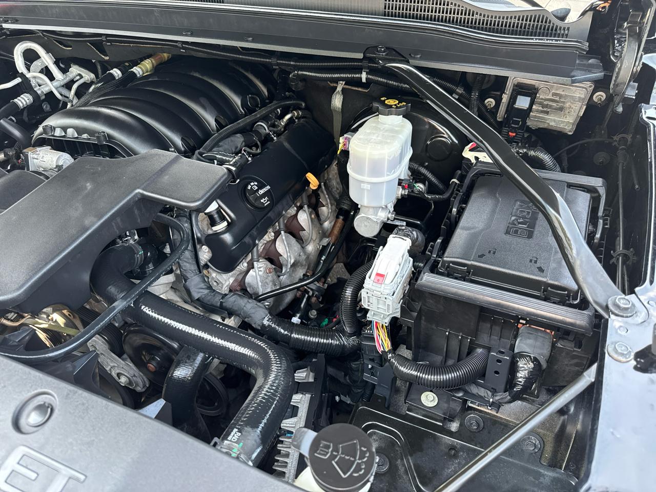 Chevrolet Tahoe 4WD 4dr Premier 2020