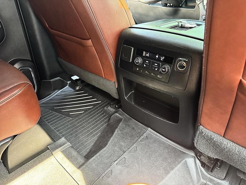 Chevrolet Tahoe 4WD 4dr Premier 2020