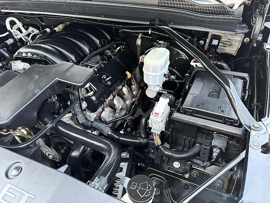 Chevrolet Tahoe 4WD 4dr Premier 2020