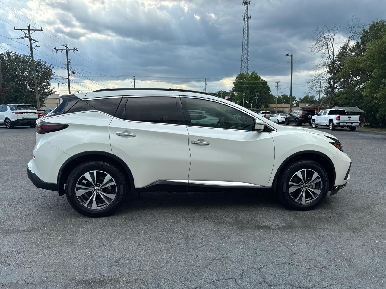Nissan Murano FWD SV 2022