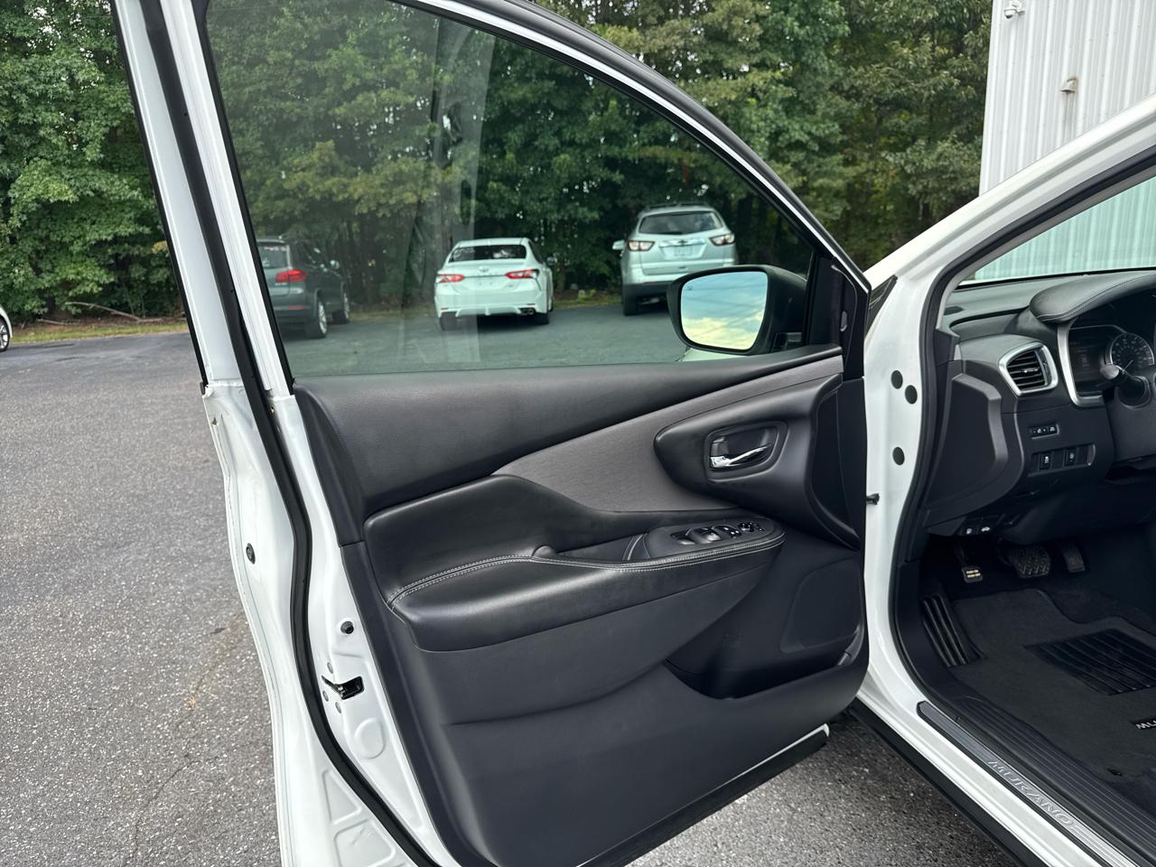 Nissan Murano FWD SV 2022