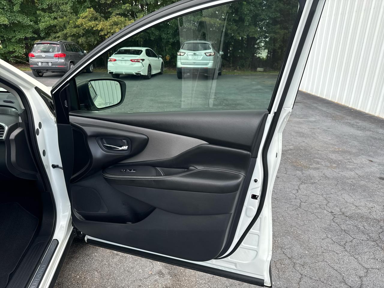 Nissan Murano FWD SV 2022