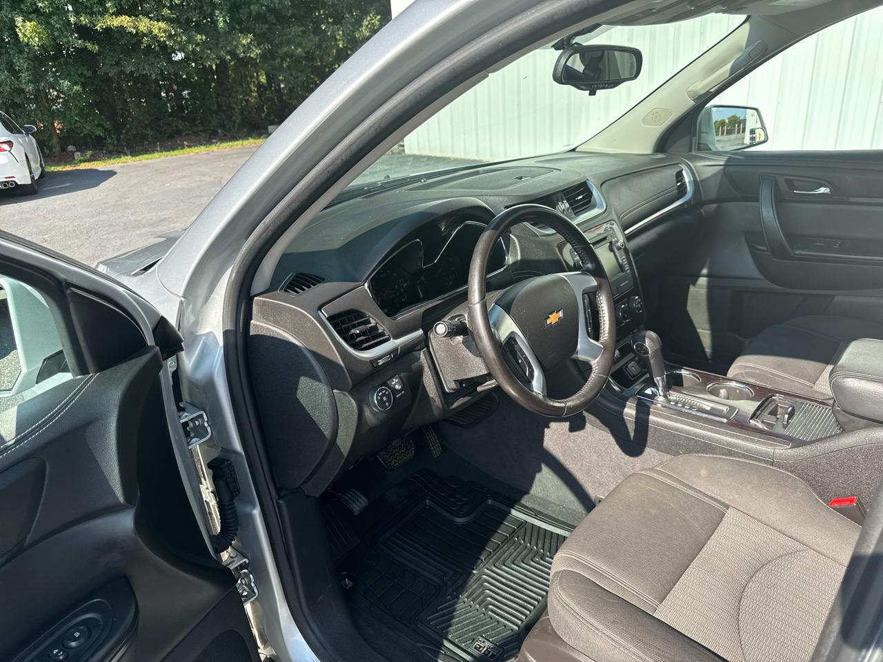 Chevrolet Traverse AWD 4dr LT w/1LT 2017