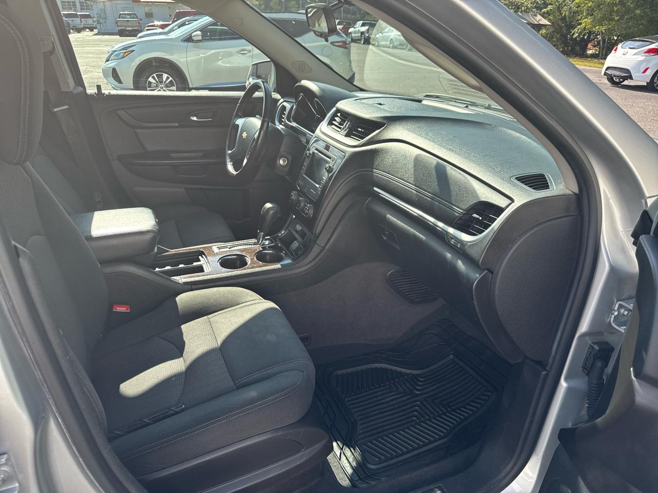 Chevrolet Traverse AWD 4dr LT w/1LT 2017