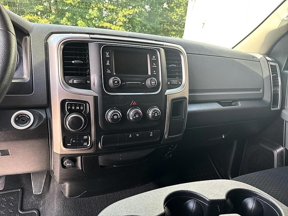 RAM 1500 Classic Warlock 4x4 Quad Cab 6'4" Box 2020