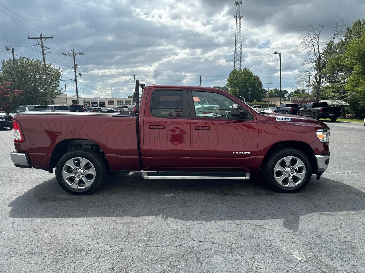 RAM 1500 Big Horn 4x4 Quad Cab 6'4" Box 2022