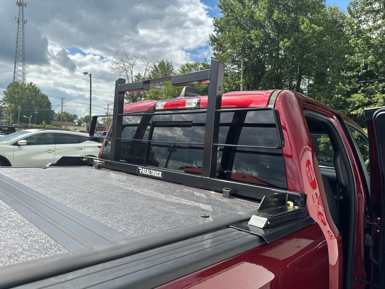RAM 1500 Big Horn 4x4 Quad Cab 6'4" Box 2022