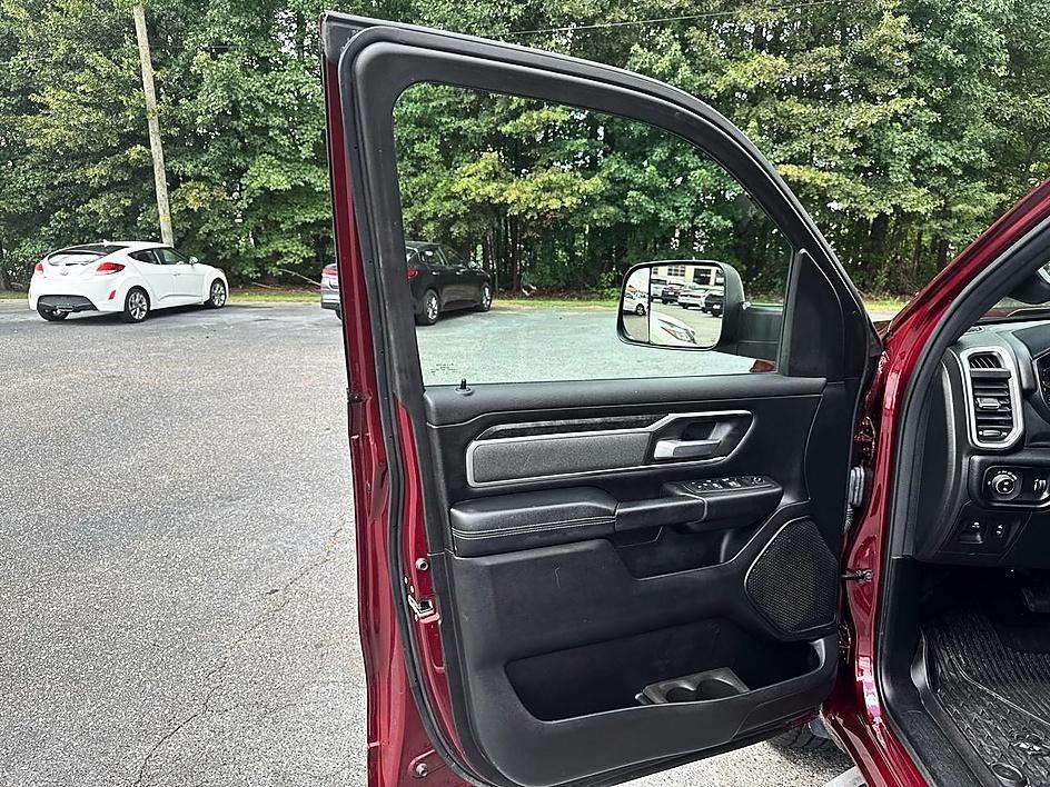 RAM 1500 Big Horn 4x4 Quad Cab 6'4" Box 2022