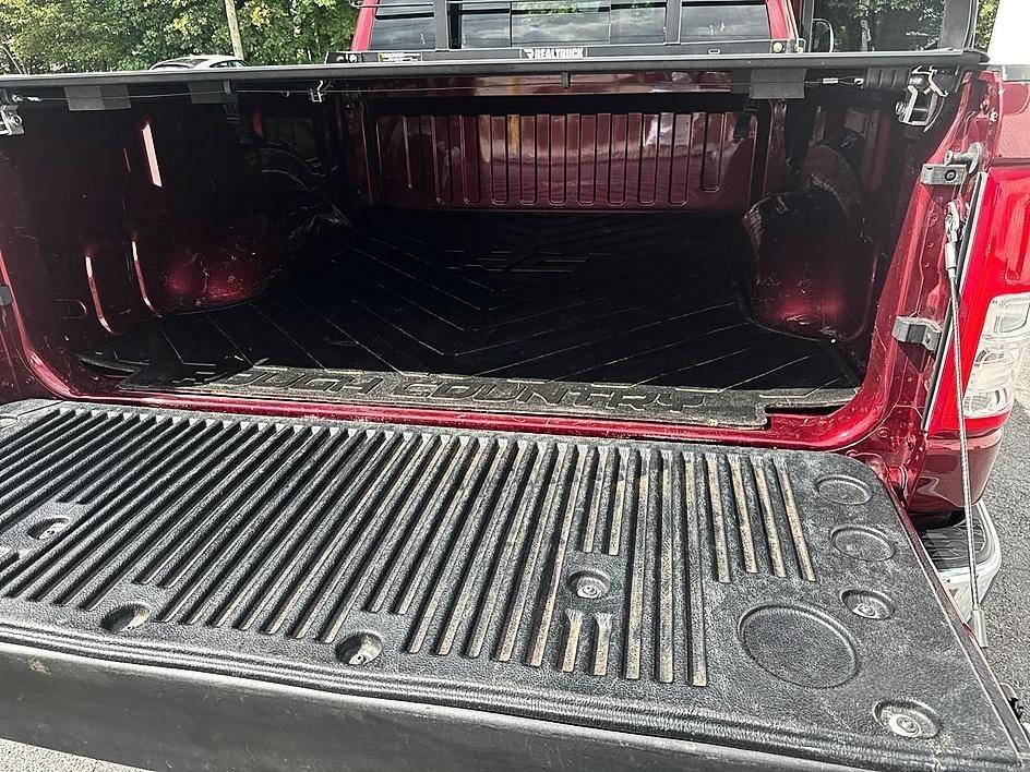 RAM 1500 Big Horn 4x4 Quad Cab 6'4" Box 2022