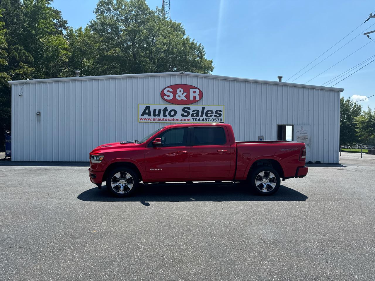 RAM 1500 Laramie 4x4 Crew Cab 5'7" Box 2021