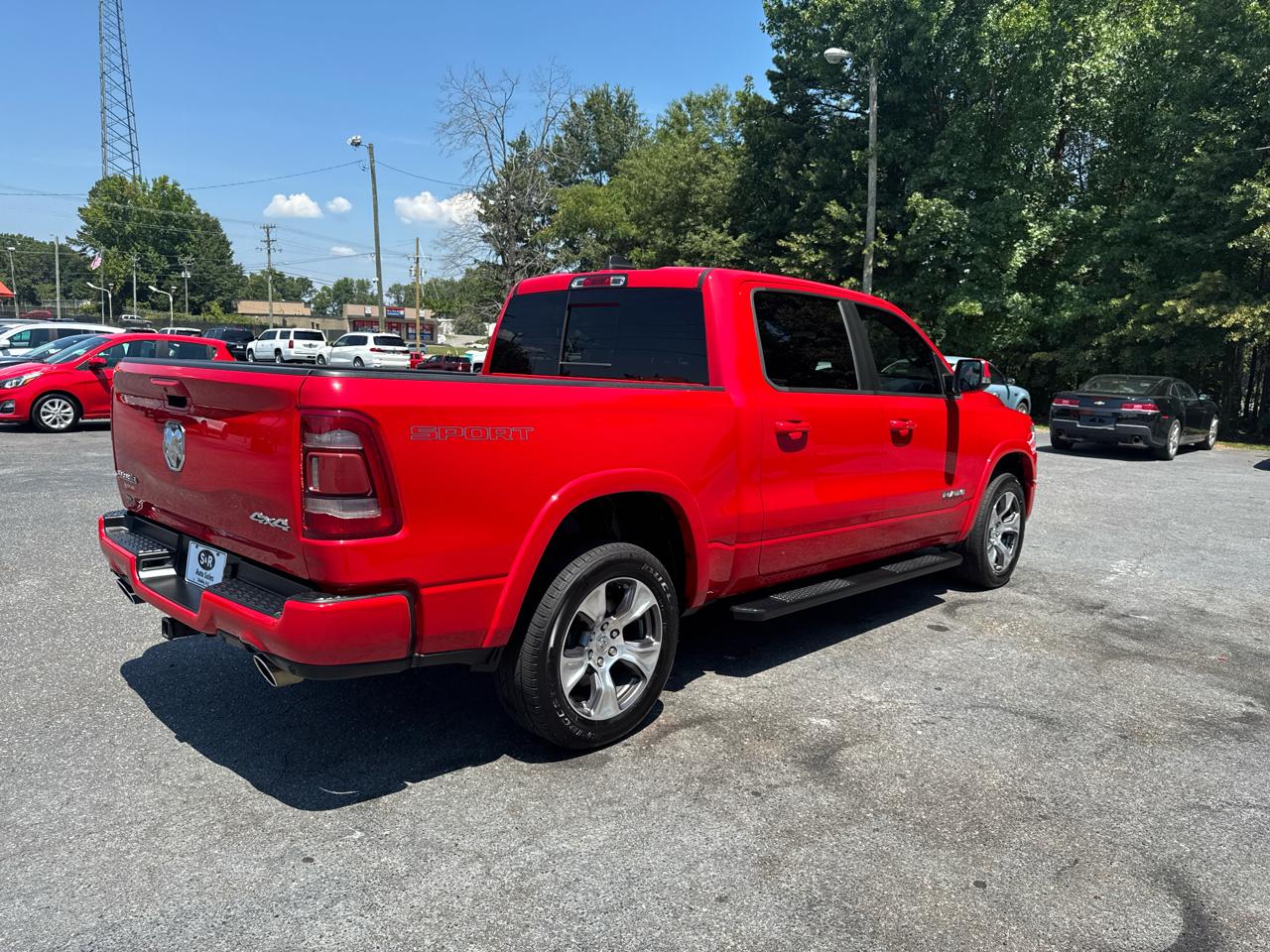 RAM 1500 Laramie 4x4 Crew Cab 5'7" Box 2021