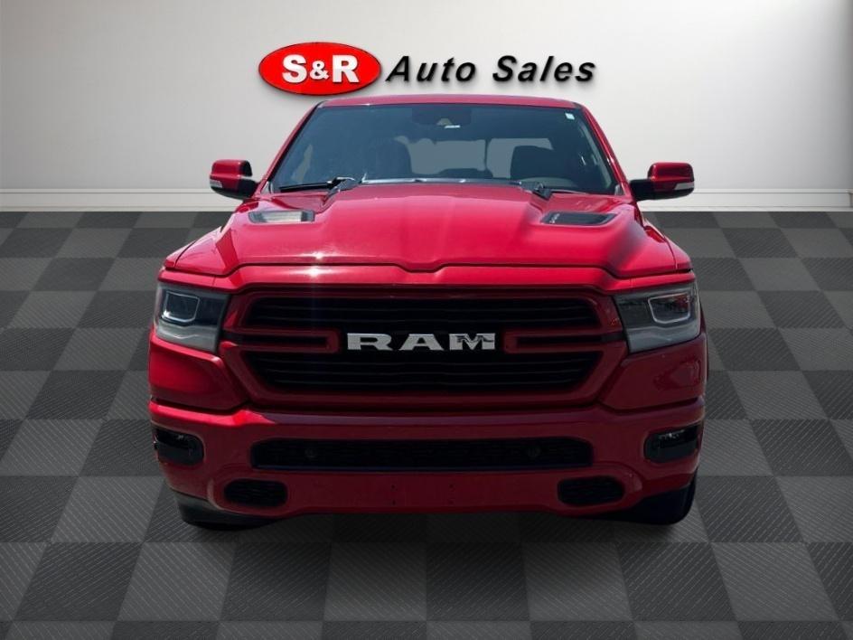 RAM 1500 Laramie 4x4 Crew Cab 5'7" Box 2021