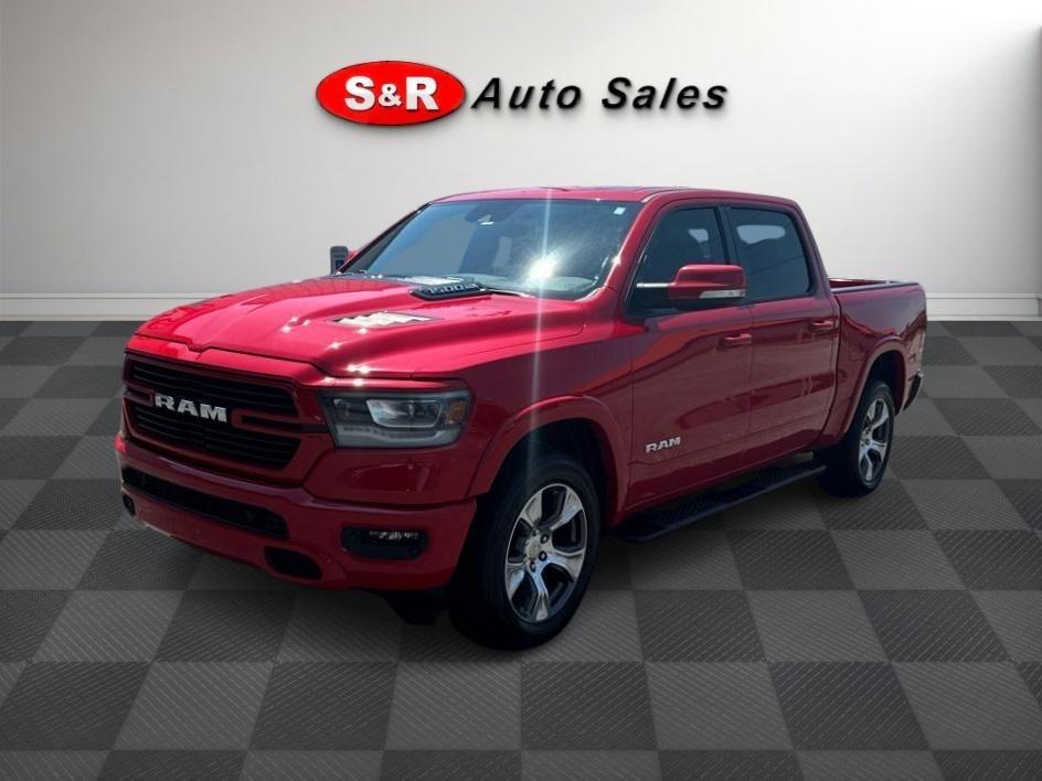 RAM 1500 Laramie 4x4 Crew Cab 5'7" Box 2021