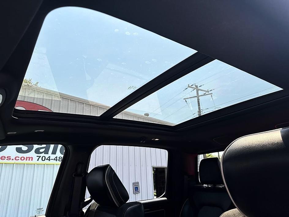 RAM 1500 Laramie 4x4 Crew Cab 5'7" Box 2021