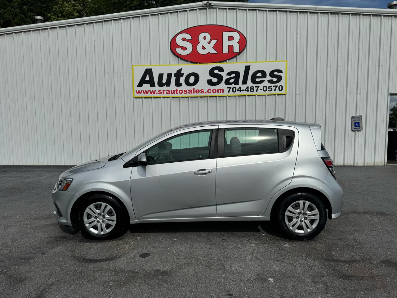 2020 Chevrolet Sonic 5dr HB LT w/1FL