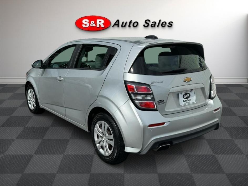 Chevrolet Sonic 5dr HB LT w/1FL 2020