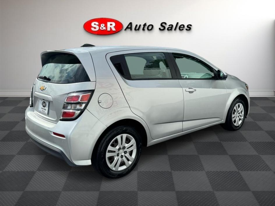Chevrolet Sonic 5dr HB LT w/1FL 2020