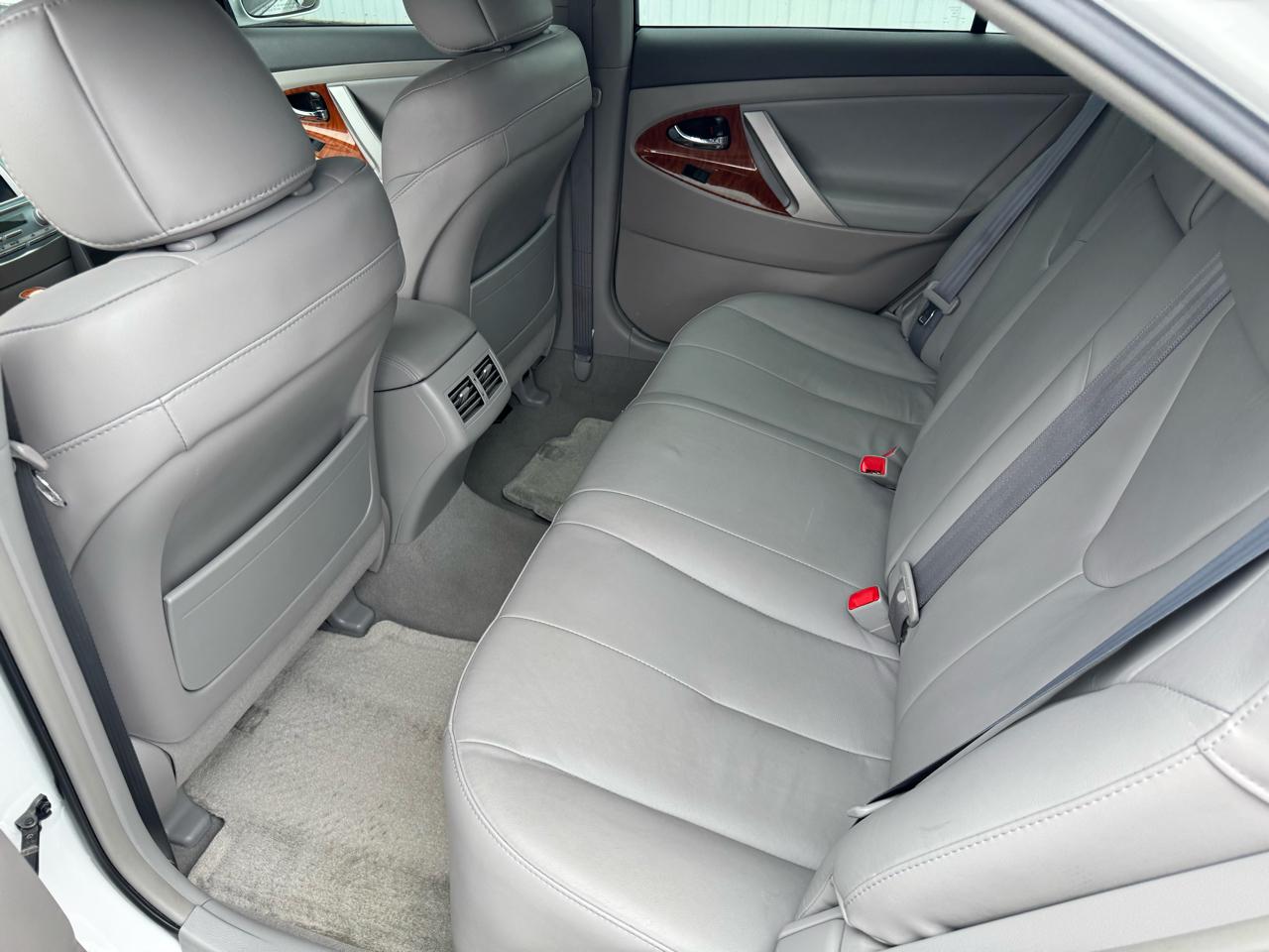 Toyota Camry 4dr Sdn V6 Auto XLE (Natl) 2009