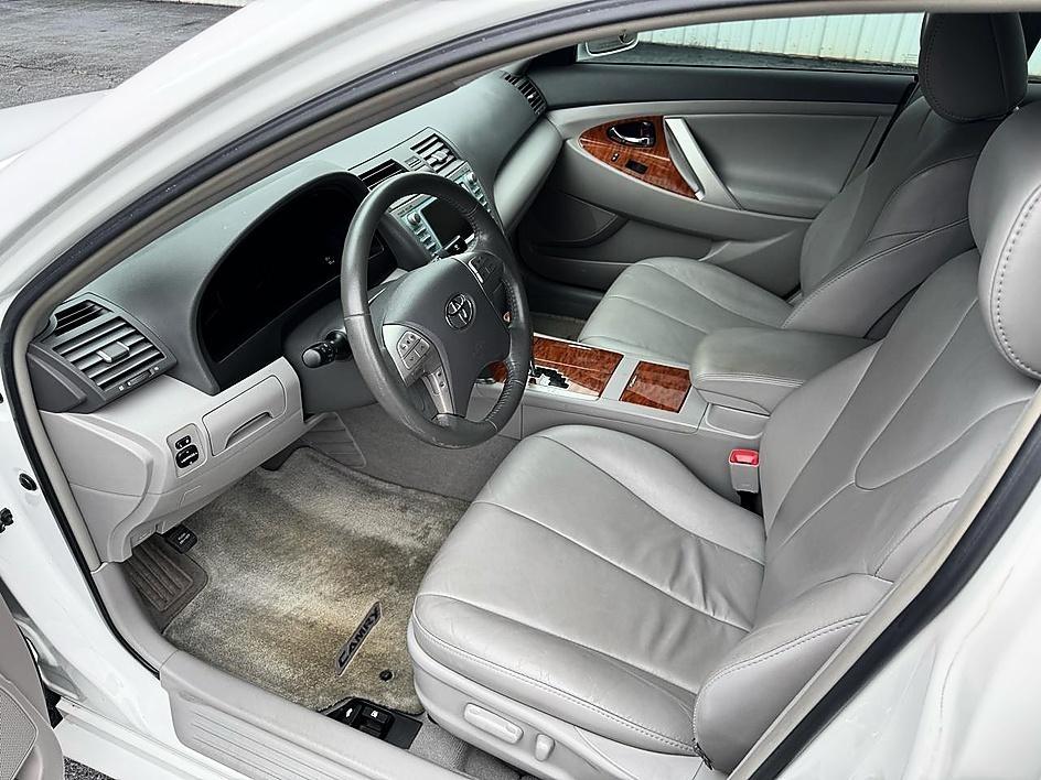 Toyota Camry 4dr Sdn V6 Auto XLE (Natl) 2009