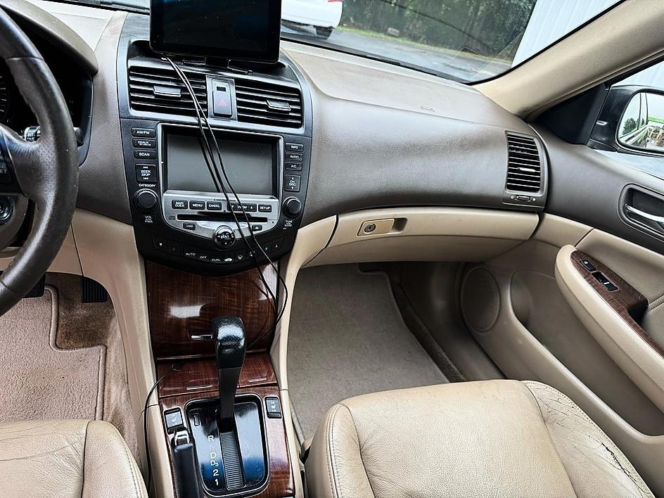 Honda Accord Sdn 4dr V6 AT EX-L w/Navi 2007