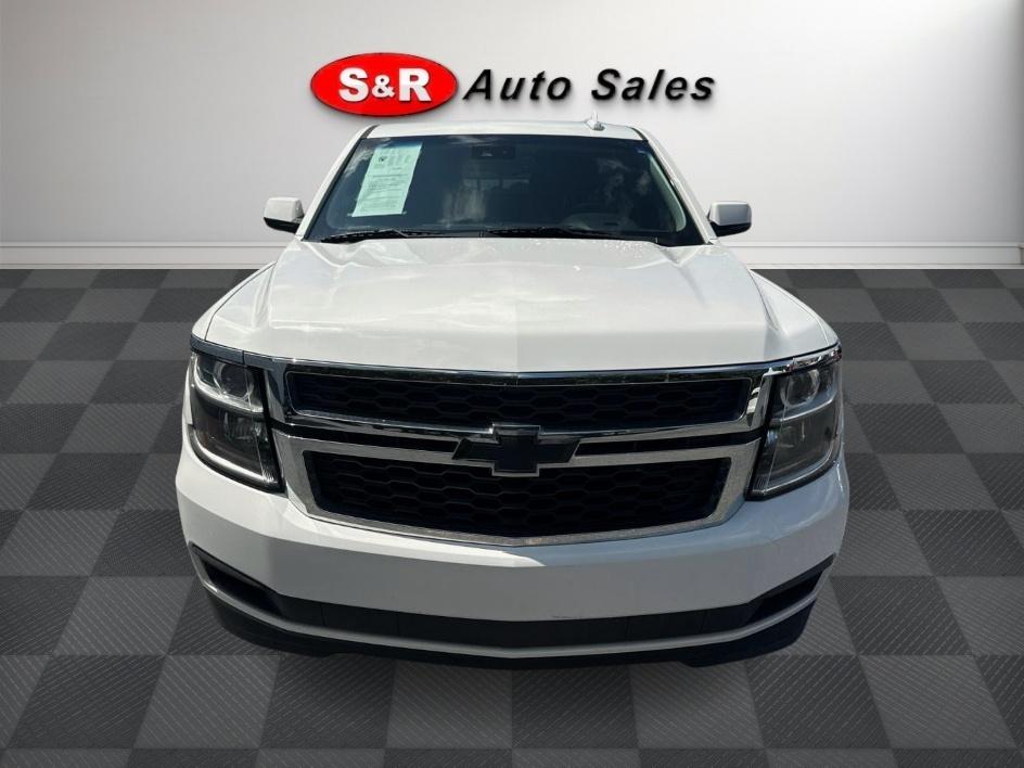 Chevrolet Suburban 4WD 4dr 1500 LT 2019
