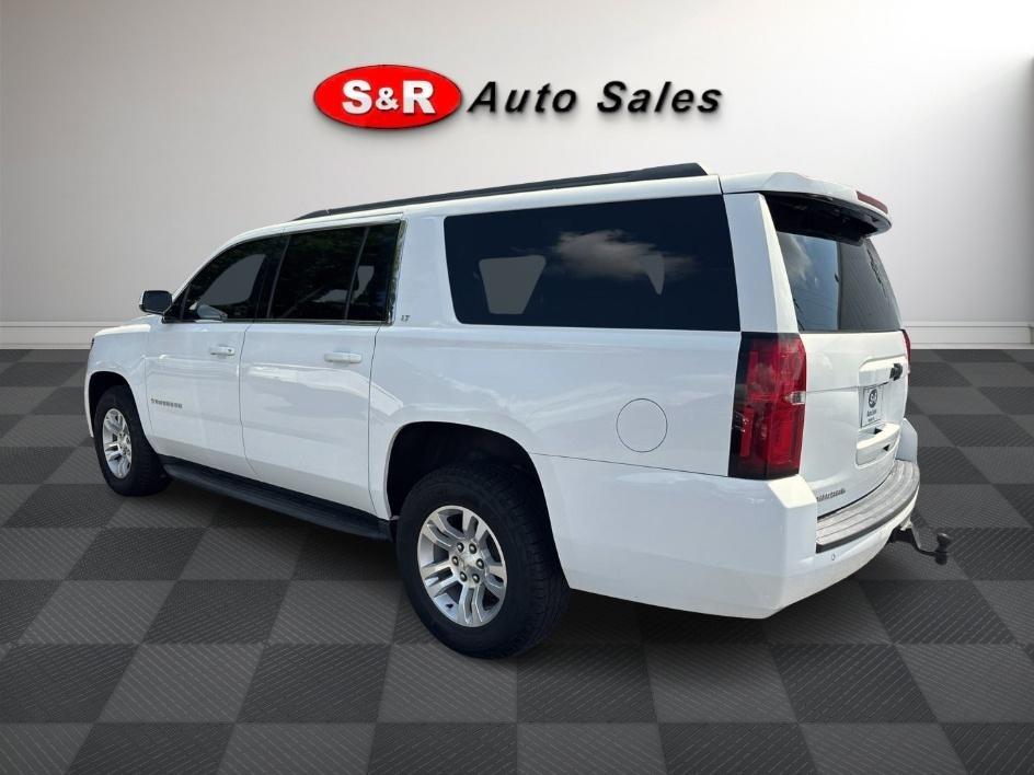 Chevrolet Suburban 4WD 4dr 1500 LT 2019
