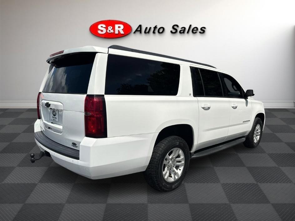 Chevrolet Suburban 4WD 4dr 1500 LT 2019