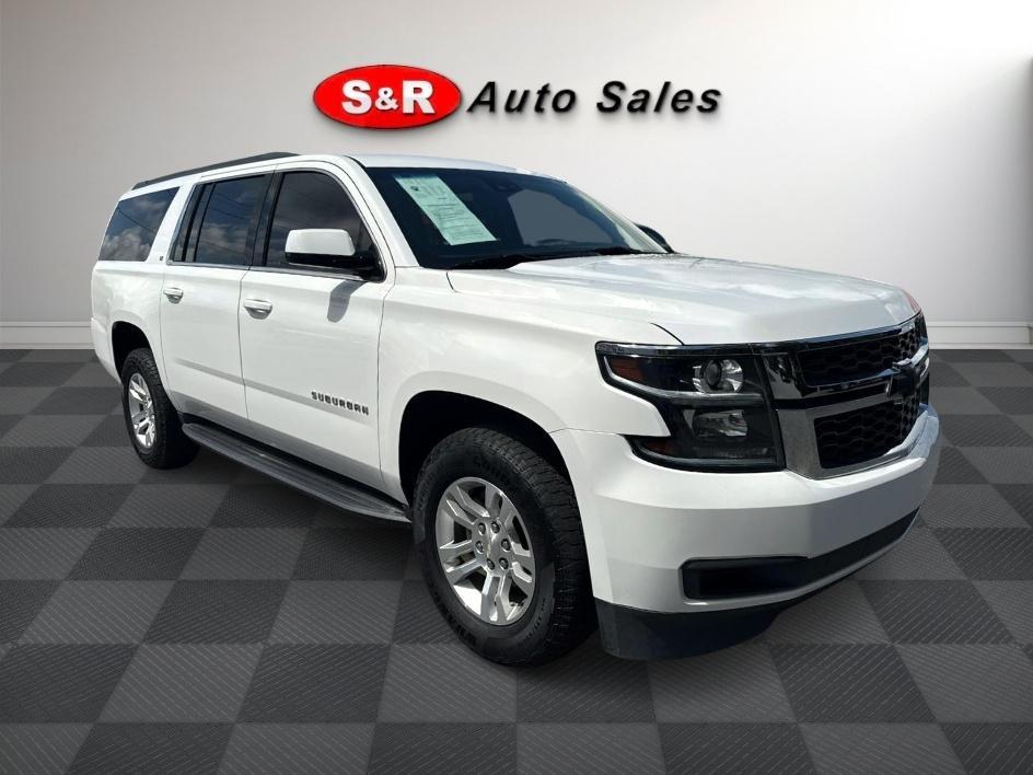 Chevrolet Suburban 4WD 4dr 1500 LT 2019