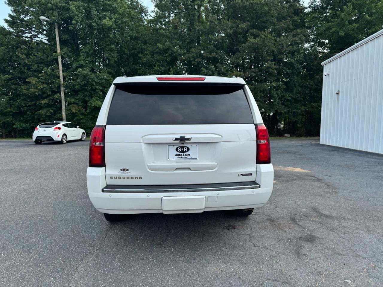 Chevrolet Suburban 4WD 4dr 1500 Premier 2017