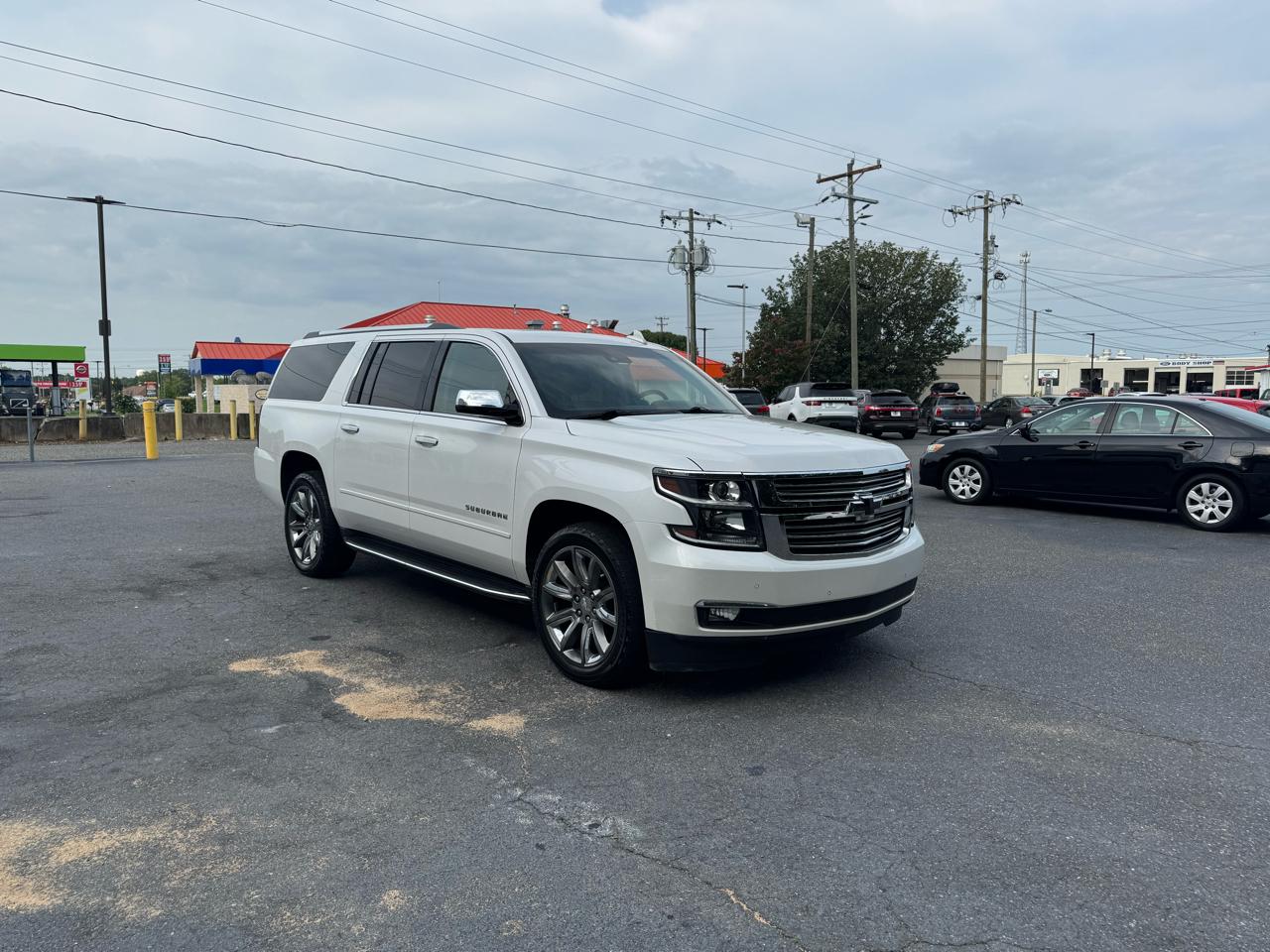 Chevrolet Suburban 4WD 4dr 1500 Premier 2017