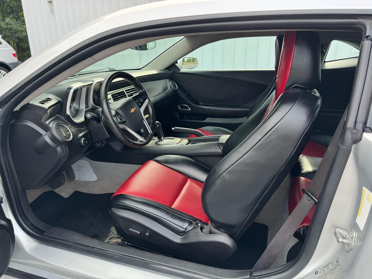 Chevrolet Camaro 2dr Cpe LT w/1LT 2015