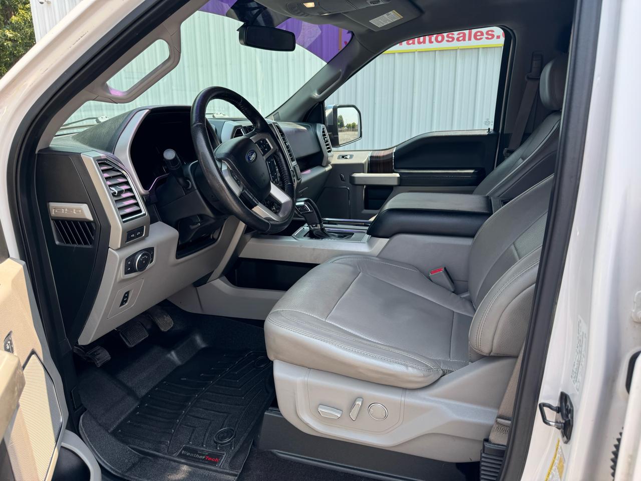 Ford F-150 4WD SuperCrew 139" Lariat 2016