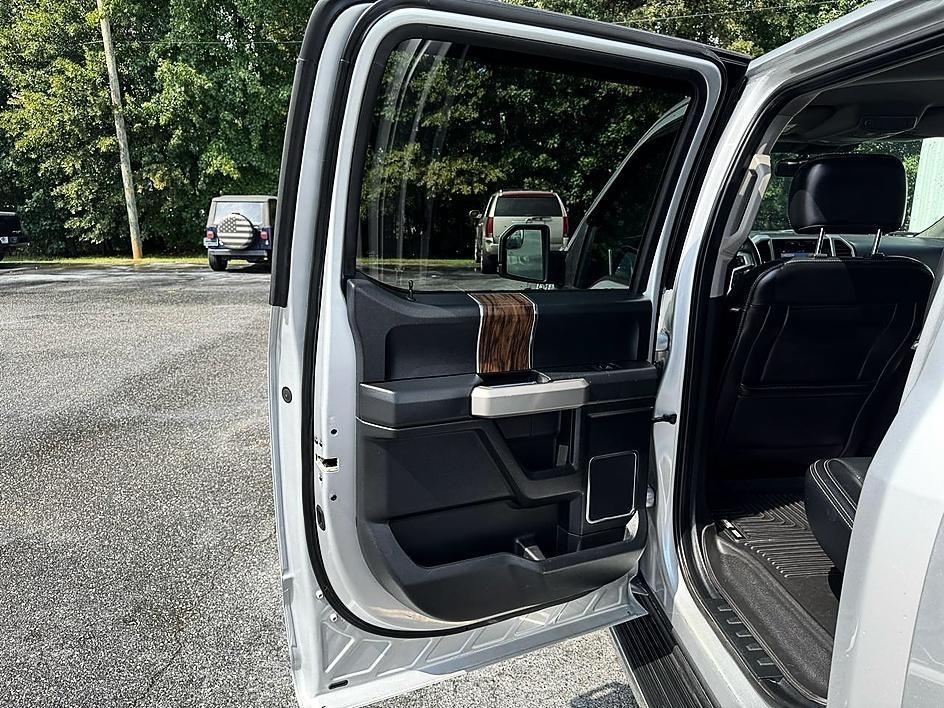 Ford F-150 Lariat 4WD SuperCrew 5.5' Box 2019