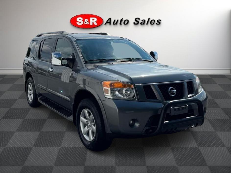 Nissan Armada 4WD 4dr SV 2014