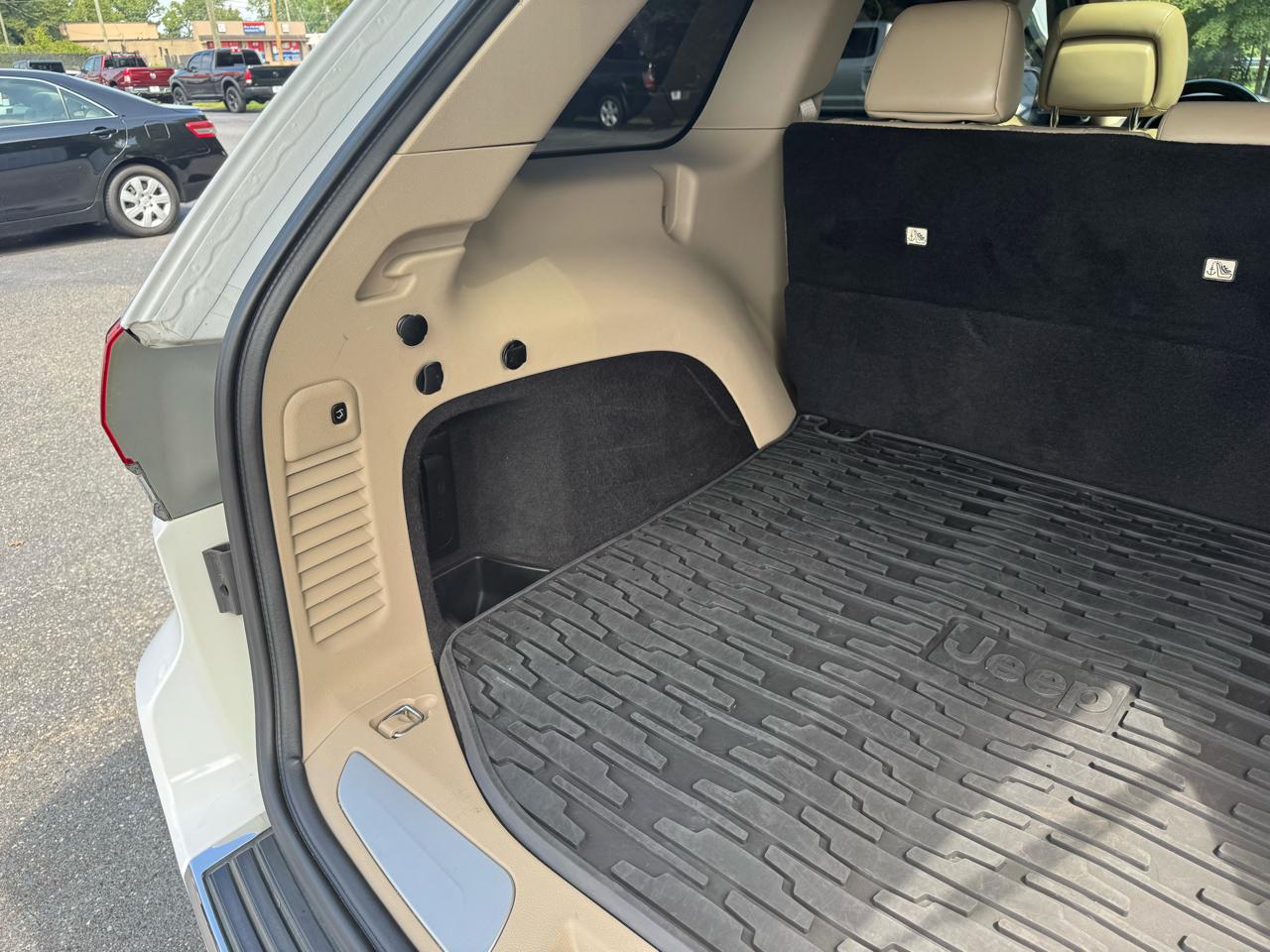 Jeep Grand Cherokee  2014