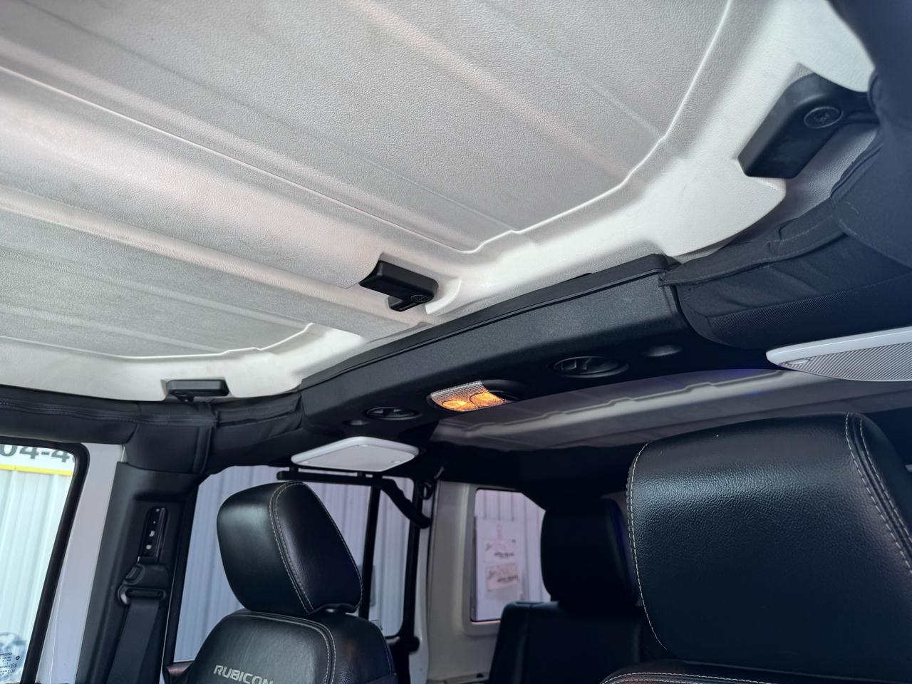 Jeep Wrangler Unlimited 4WD 4dr Rubicon 2015