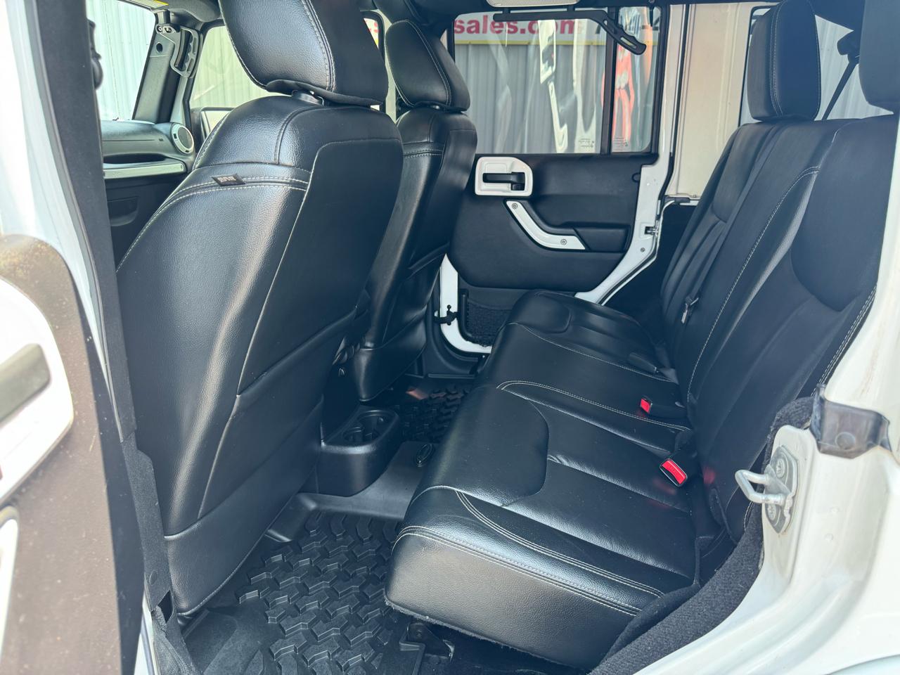 Jeep Wrangler Unlimited 4WD 4dr Rubicon 2015