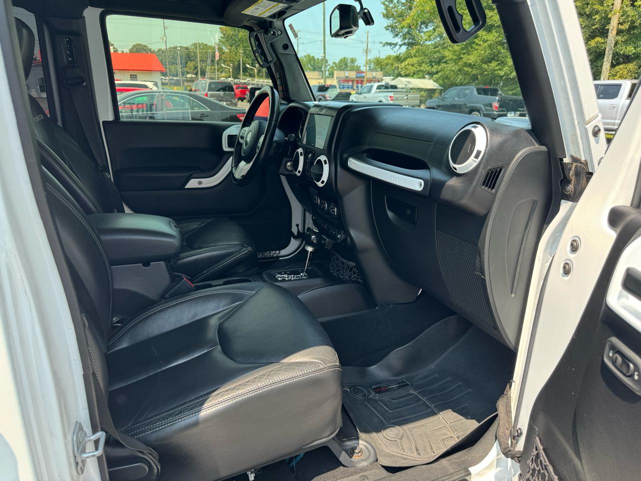 Jeep Wrangler Unlimited 4WD 4dr Rubicon 2015