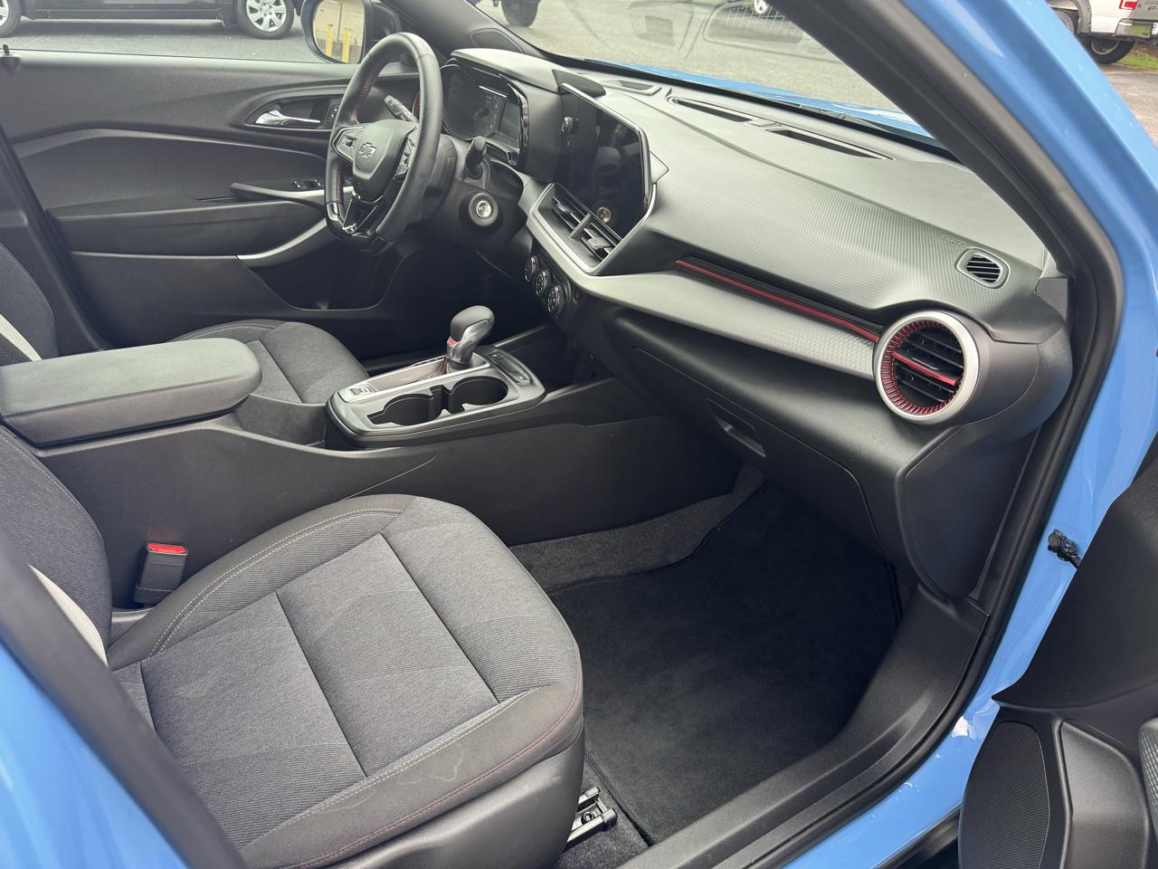 Chevrolet Trax FWD 4dr 1RS 2024