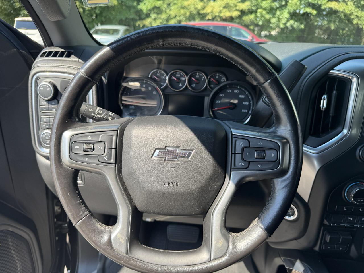 Chevrolet Silverado 1500 4WD Crew Cab 147" LT Trail Boss 2019