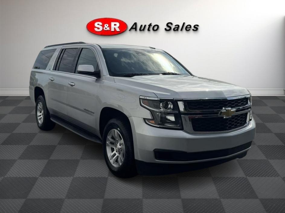 Chevrolet Suburban 4WD 4dr 1500 LT 2018