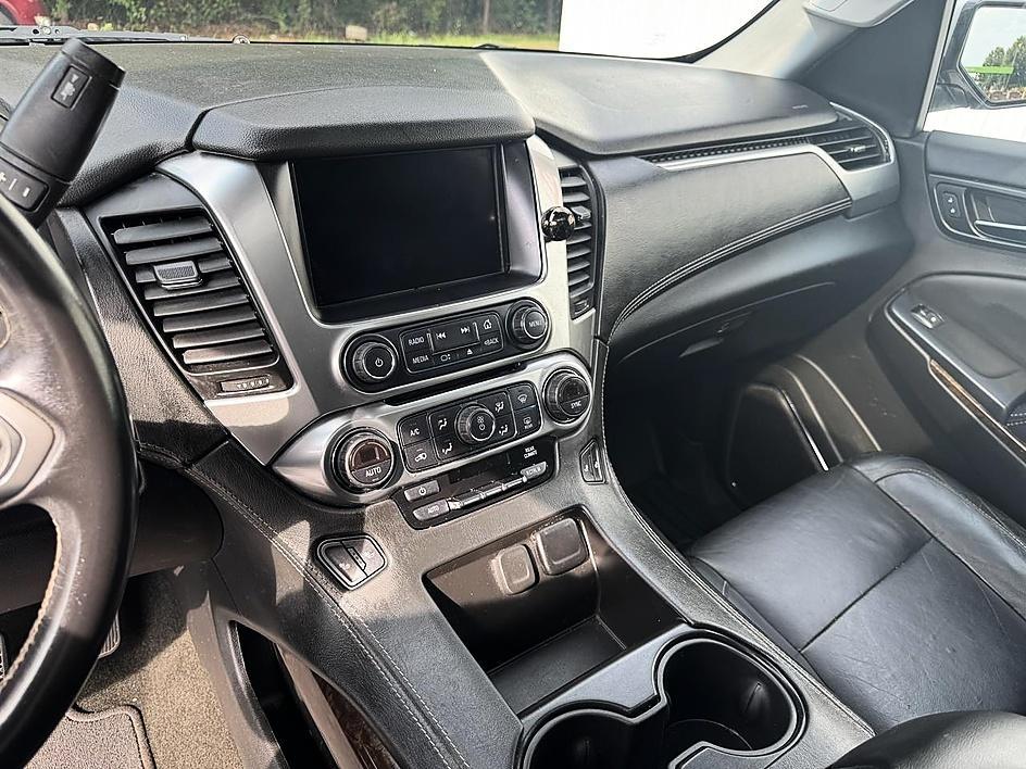Chevrolet Suburban 4WD 4dr 1500 LT 2018