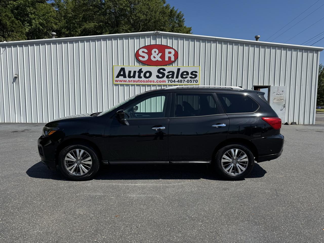 Nissan Pathfinder 4x4 SL 2019