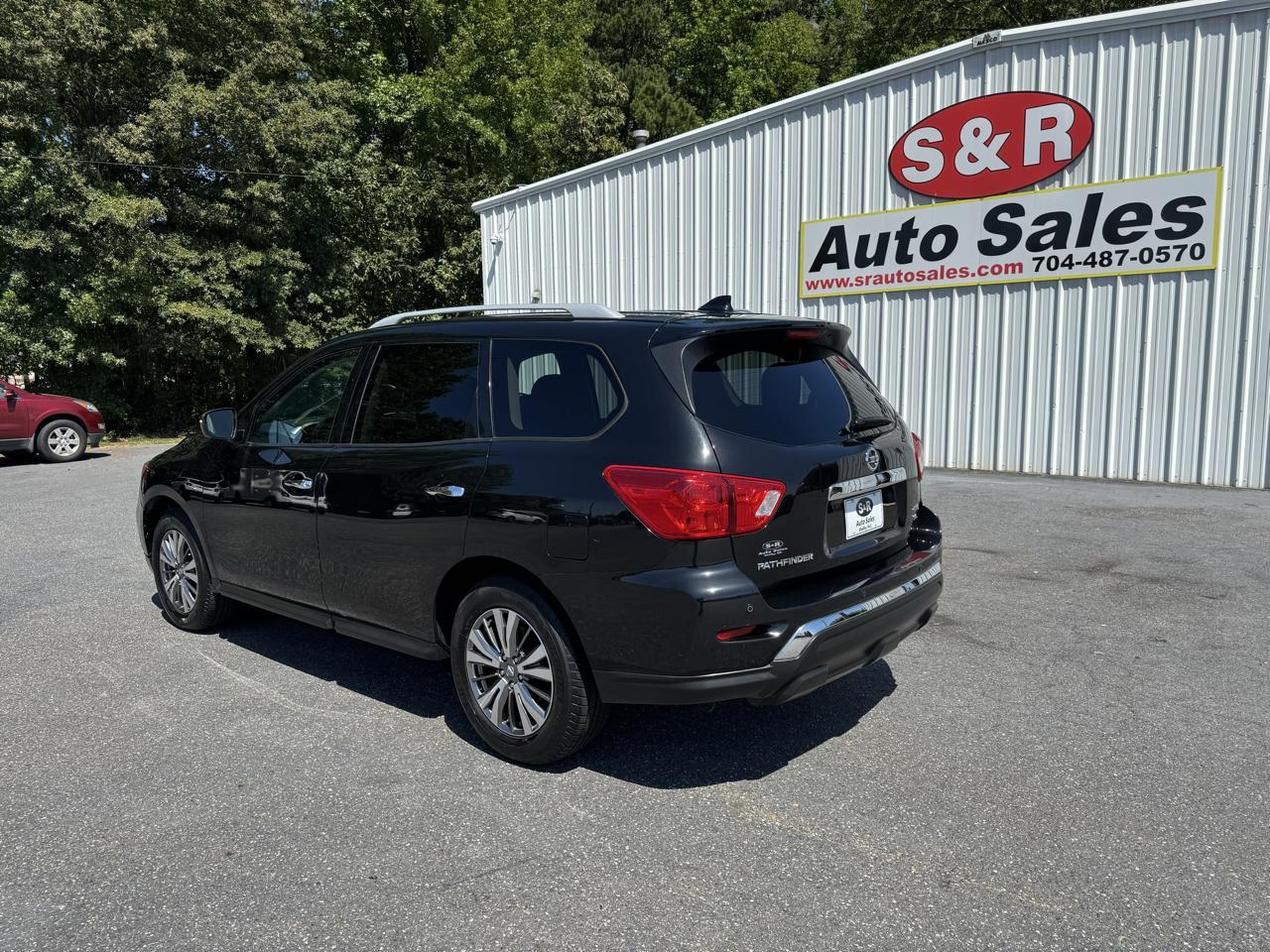 Nissan Pathfinder 4x4 SL 2019