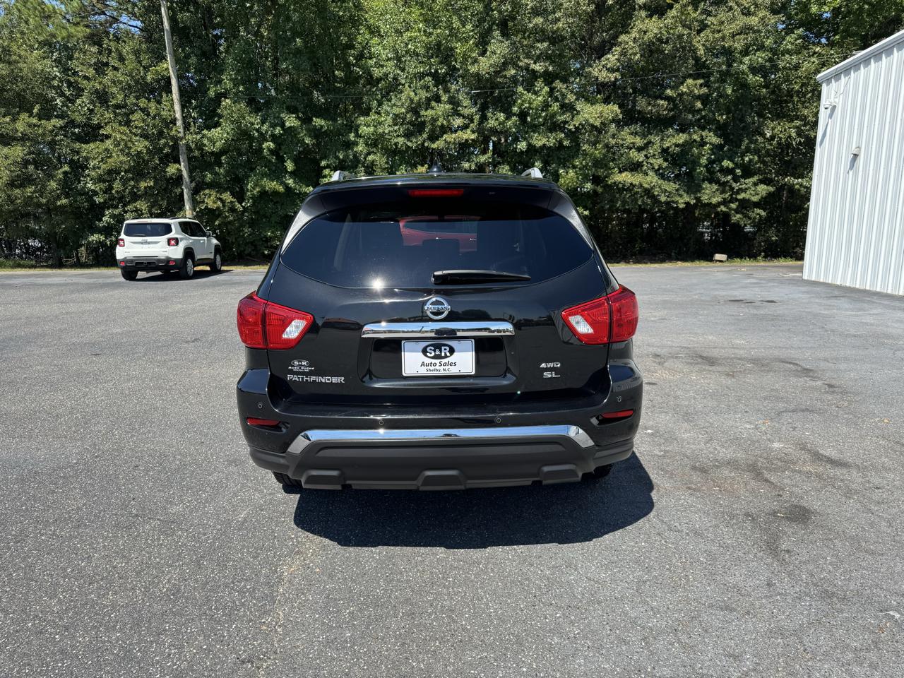 Nissan Pathfinder 4x4 SL 2019
