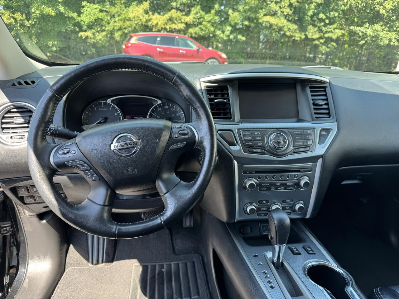 Nissan Pathfinder 4x4 SL 2019
